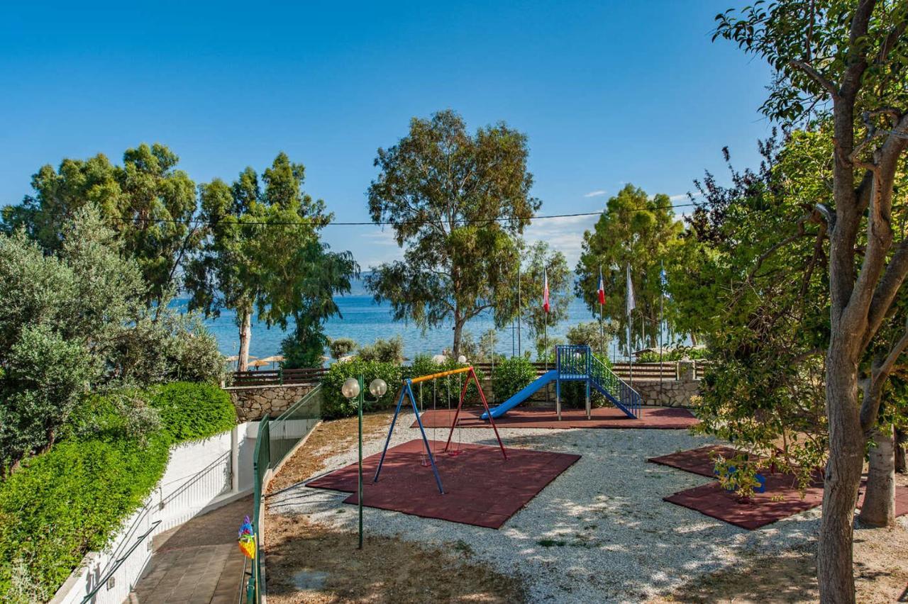 אמרינתוס Evia Riviera Resort מראה חיצוני תמונה